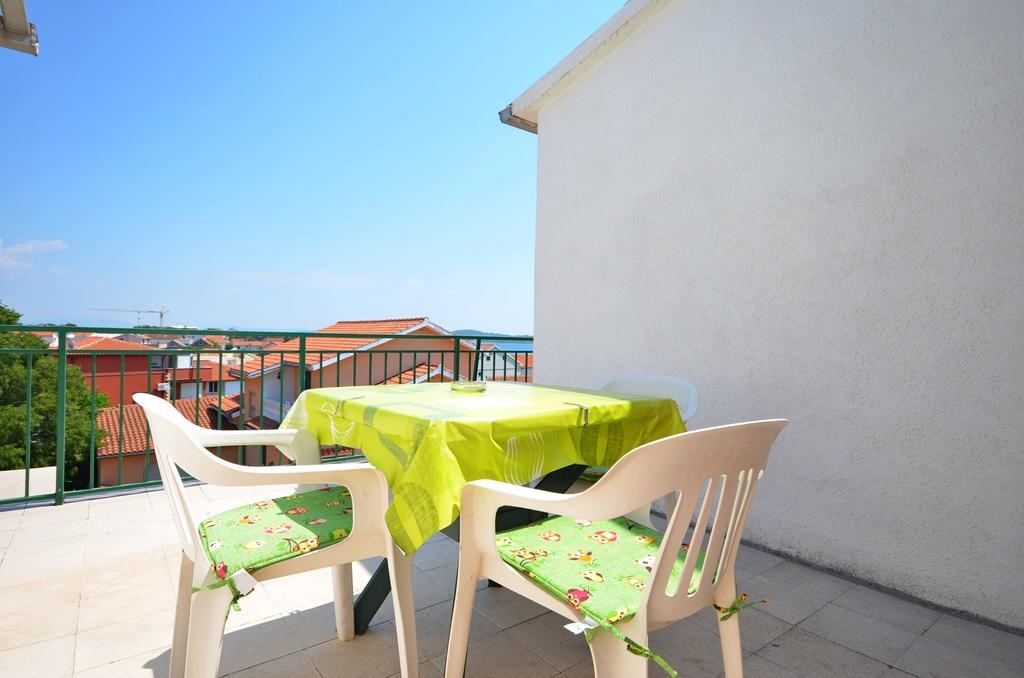 Apartments And Room Zinka Vodice Zewnętrze zdjęcie