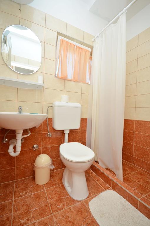 Apartments And Room Zinka Vodice Zewnętrze zdjęcie